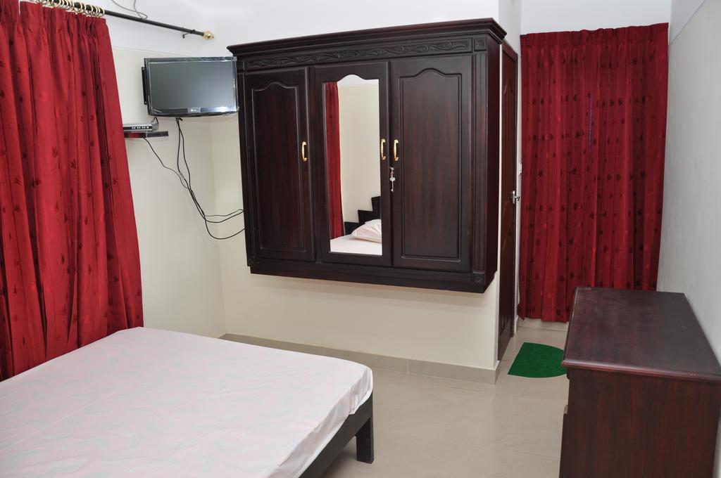 Dreamz Hotel Thiruvananthapuram Chambre photo