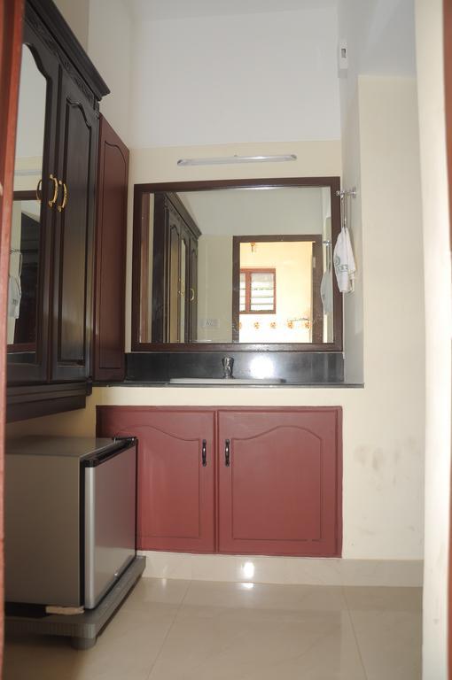 Dreamz Hotel Thiruvananthapuram Chambre photo