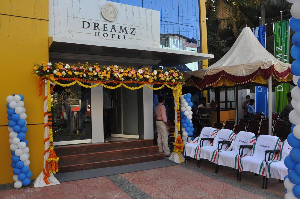 Dreamz Hotel Thiruvananthapuram Extérieur photo